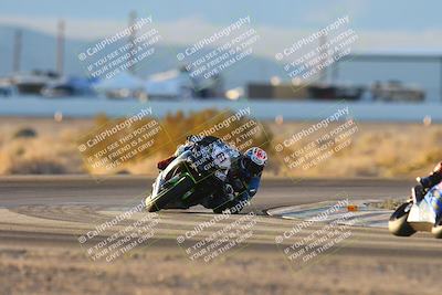 media/Nov-17-2024-CVMA (Sun) [[1fec520723]]/Race 18-Supersport Middleweight/